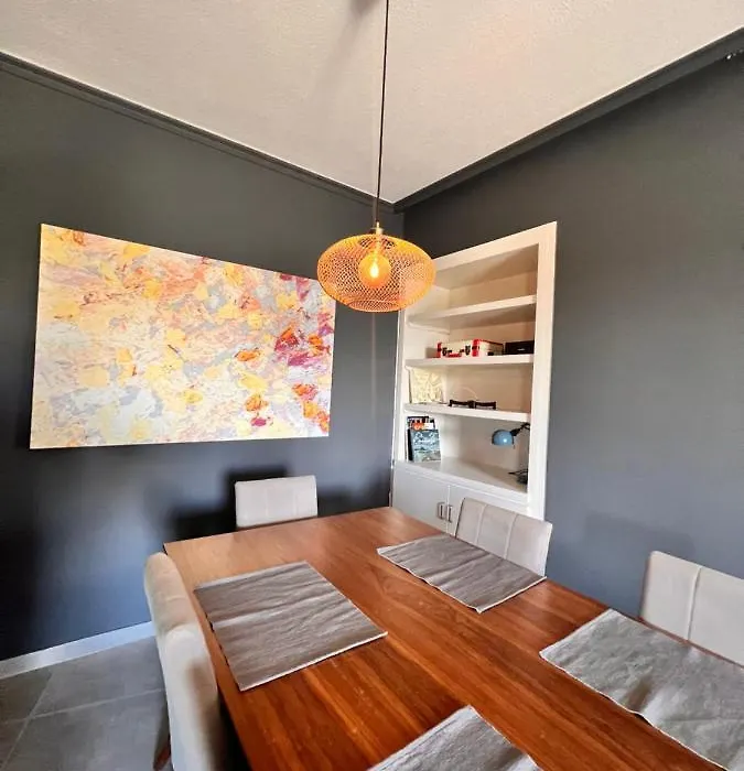 Quiet And Cozy Apartment Of New Psihiko No 6-1